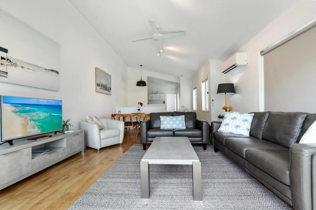 Apartment Lazy Days By Stay Noosa Noosaville